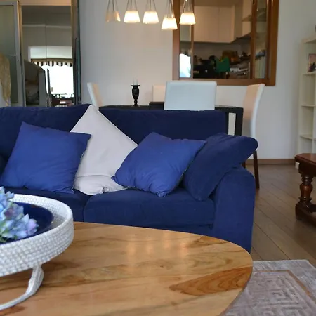 Bella Vista Apartment *